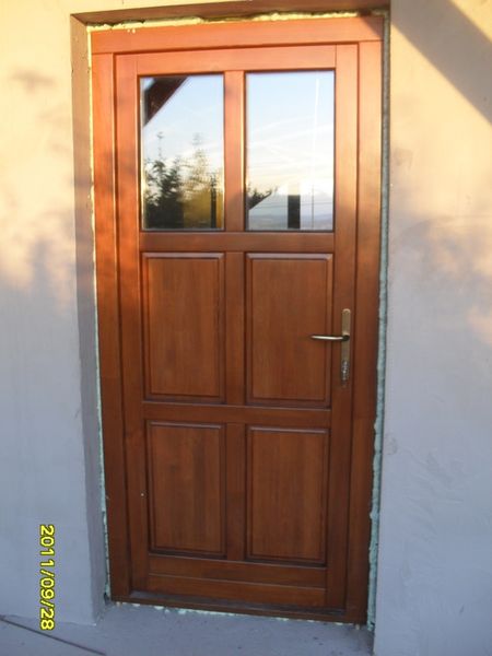 Képgaléria - Bejárati ajtók - Béresmester Kft.