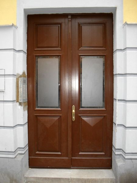 Képgaléria - Bejárati ajtók - Béresmester Kft.
